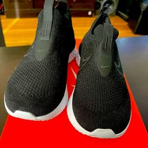 Black Nike Epic phantom React sneaker shoes